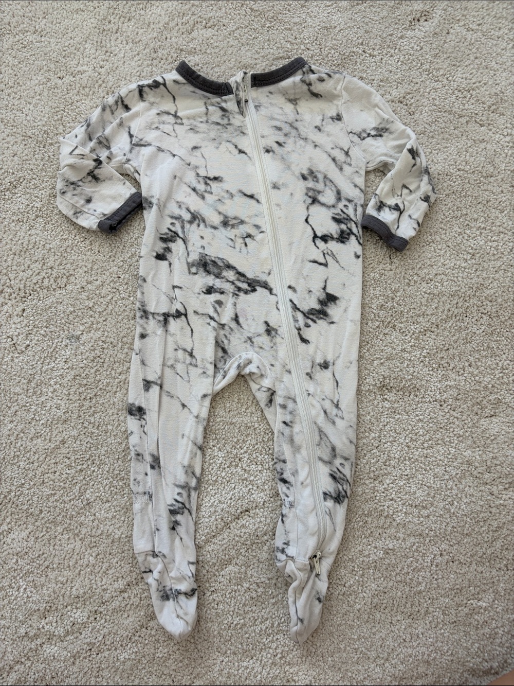 Kyte Marble-Print Footed One-Piece Pajamas